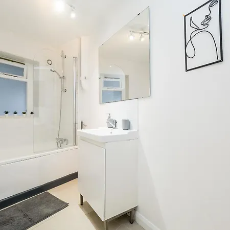 Spacious 6 Ensuite Bedroom House In Central London Exterior photo